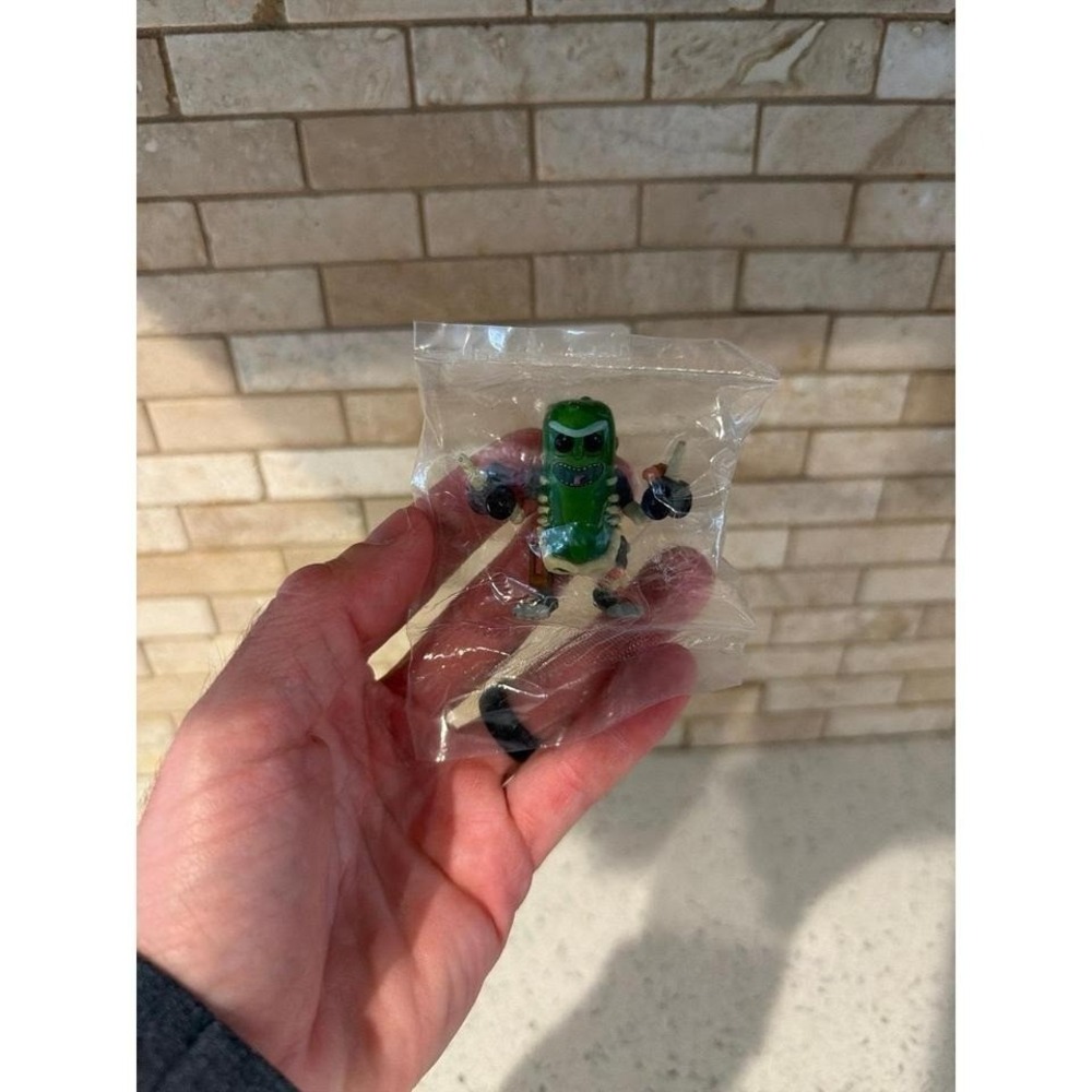 Funko Pop Pickle Rick 333 Rat Suit No Box